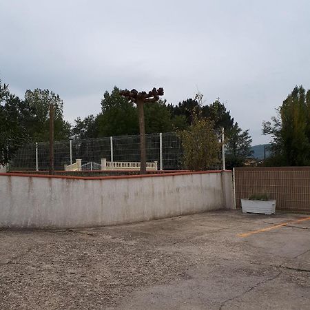 T1 Dans Maison Au Calme Réalmont Esterno foto